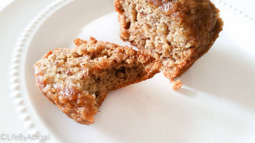 Gluten Free Banana Streusel Bread The Curious Stones