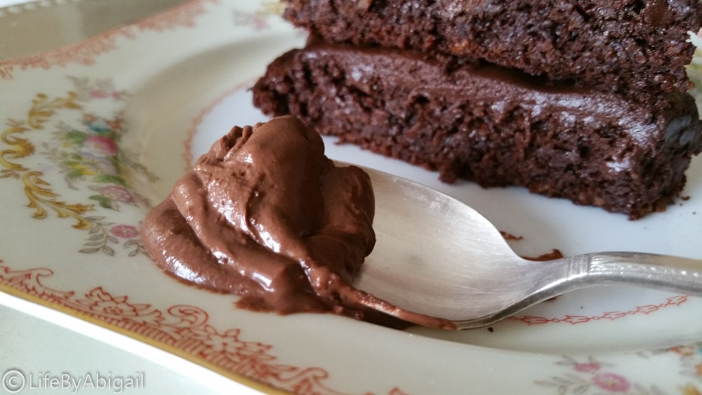 Healthy Dark Chocolate Cake & Fudge Frosting